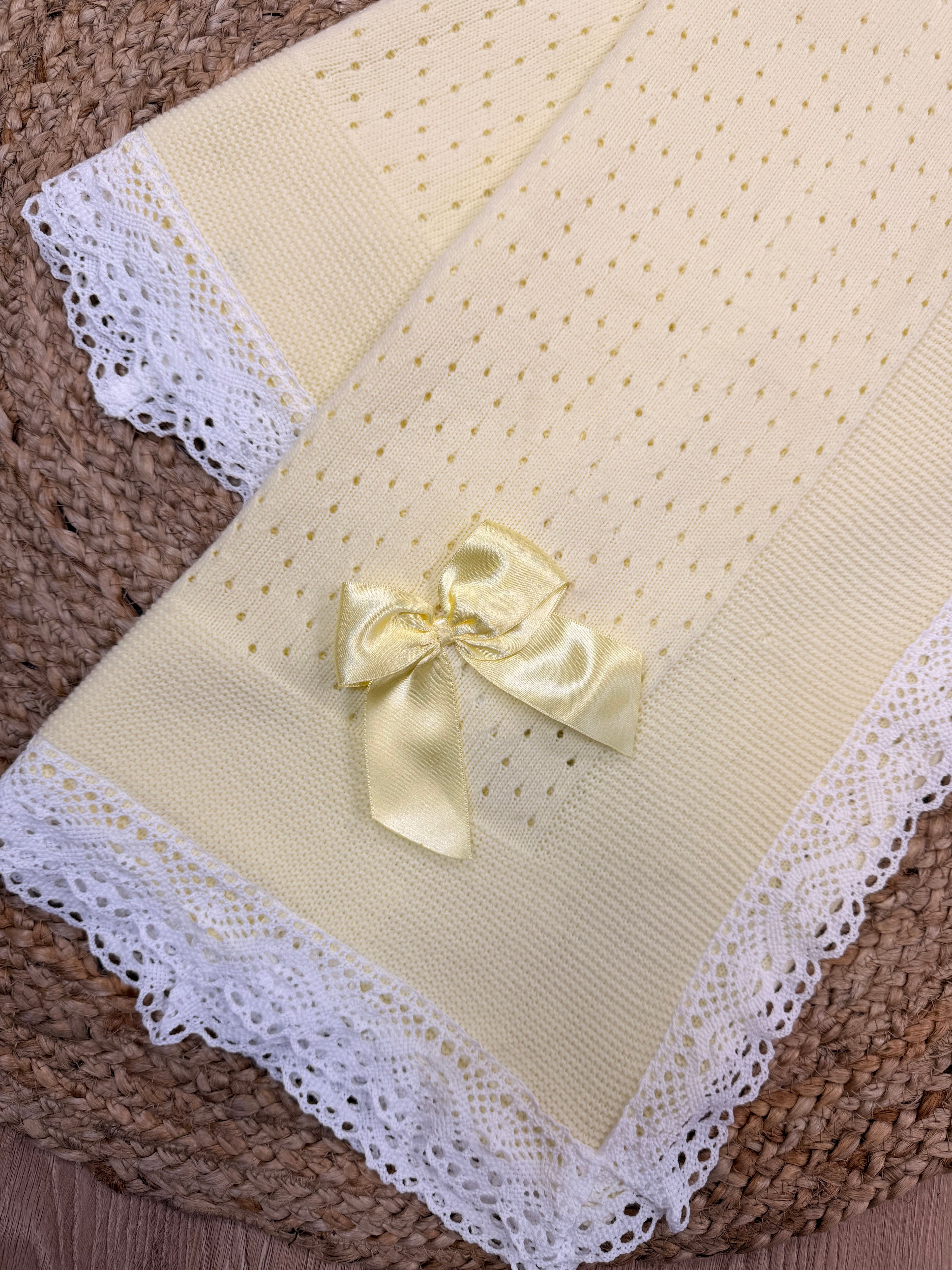 Lemon / White Spanish Knitted Blanket